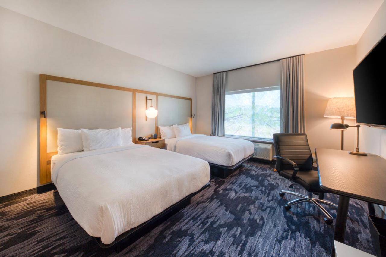 Fairfield Inn & Suites By Marriott Charlotte Belmont Exteriör bild
