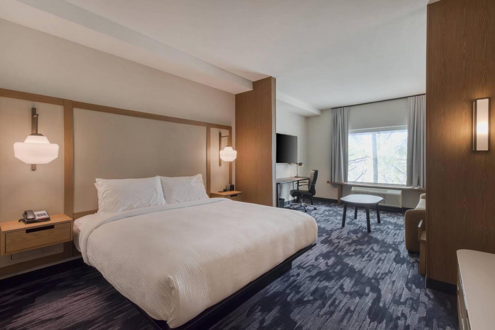 Fairfield Inn & Suites By Marriott Charlotte Belmont Exteriör bild
